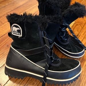 Sorel Tivoli II Women’s Snowboots Black Fur Lined Size 6.5